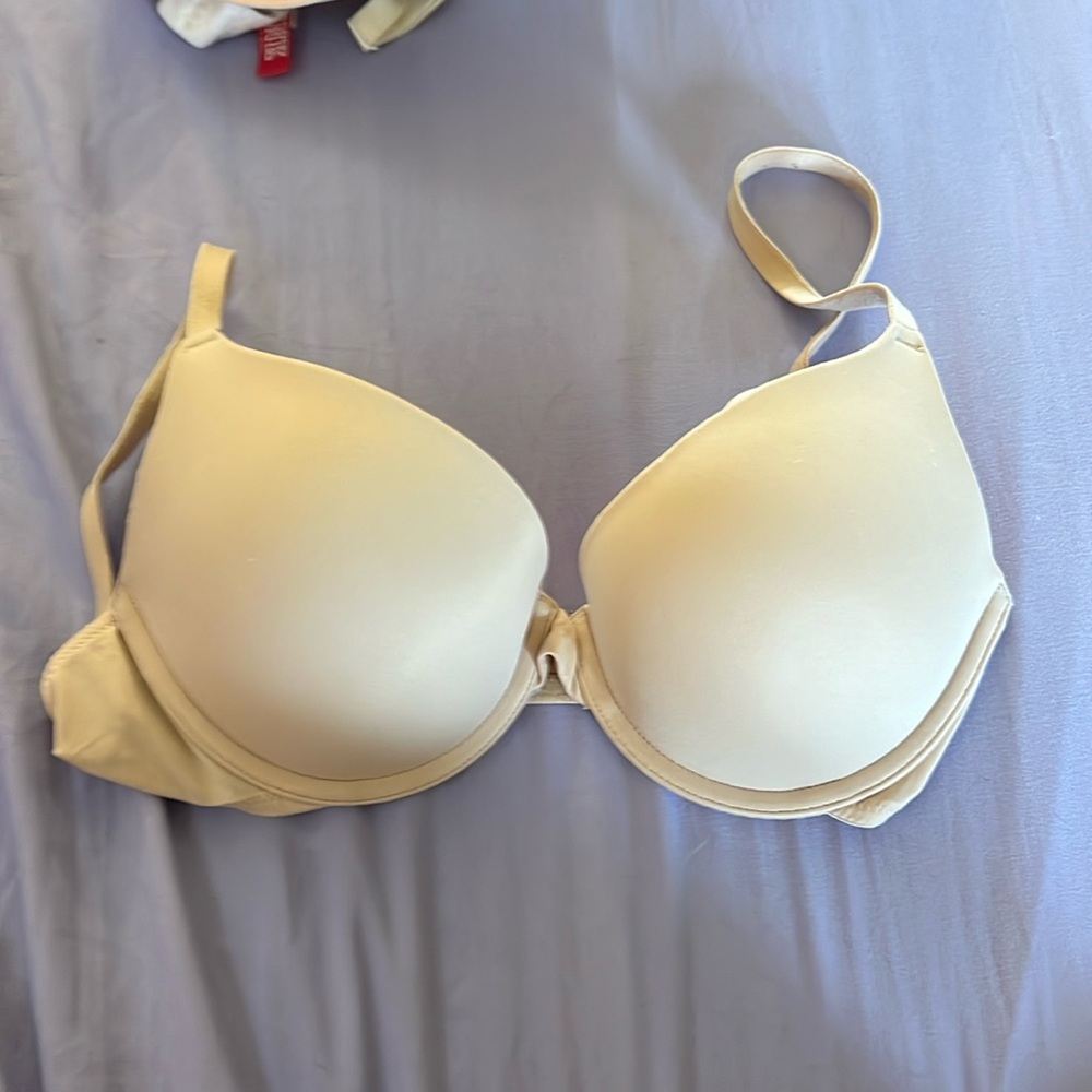 Basically new Victoria Secret Pink adjustable straps push up bra